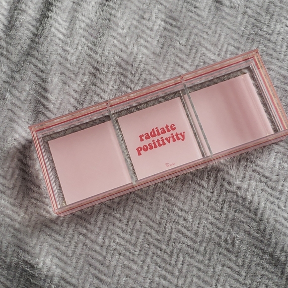 XO Sienna Acrylic Desk Organizer - Picture 2 of 5